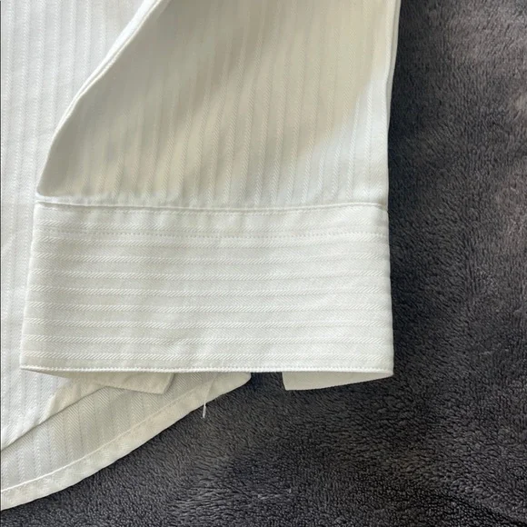 Elegant White Striped Women's Button Down Shirt - Picture 4 of 4